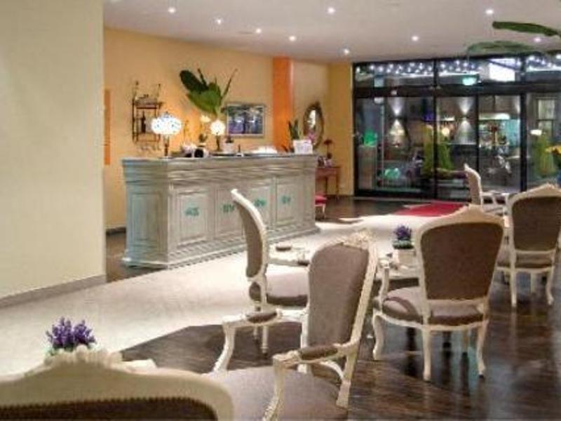 Mercure Hotel Chateau Berlin am Kurfürstendamm Exterior foto